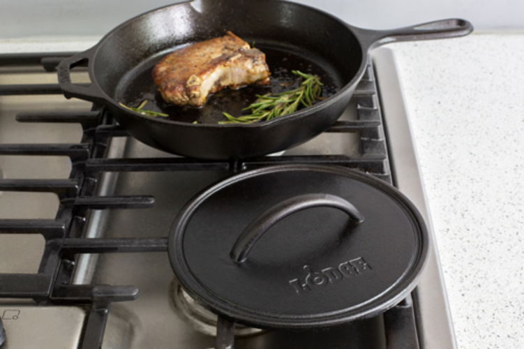 Lodge Cast Iron L8RFIP Hamburger Patty Press, Handheld