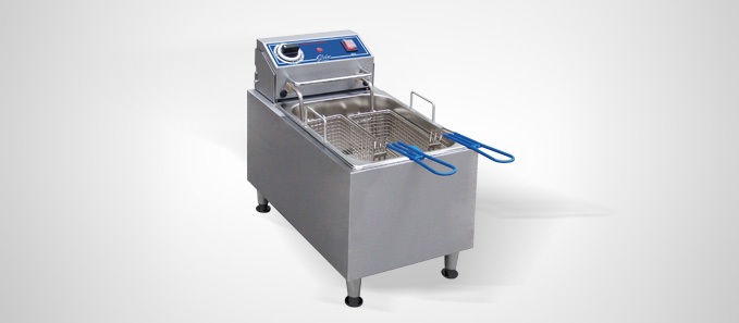 16 lb. Electric Countertop Fryer w 2 Baskets Globe PF16E